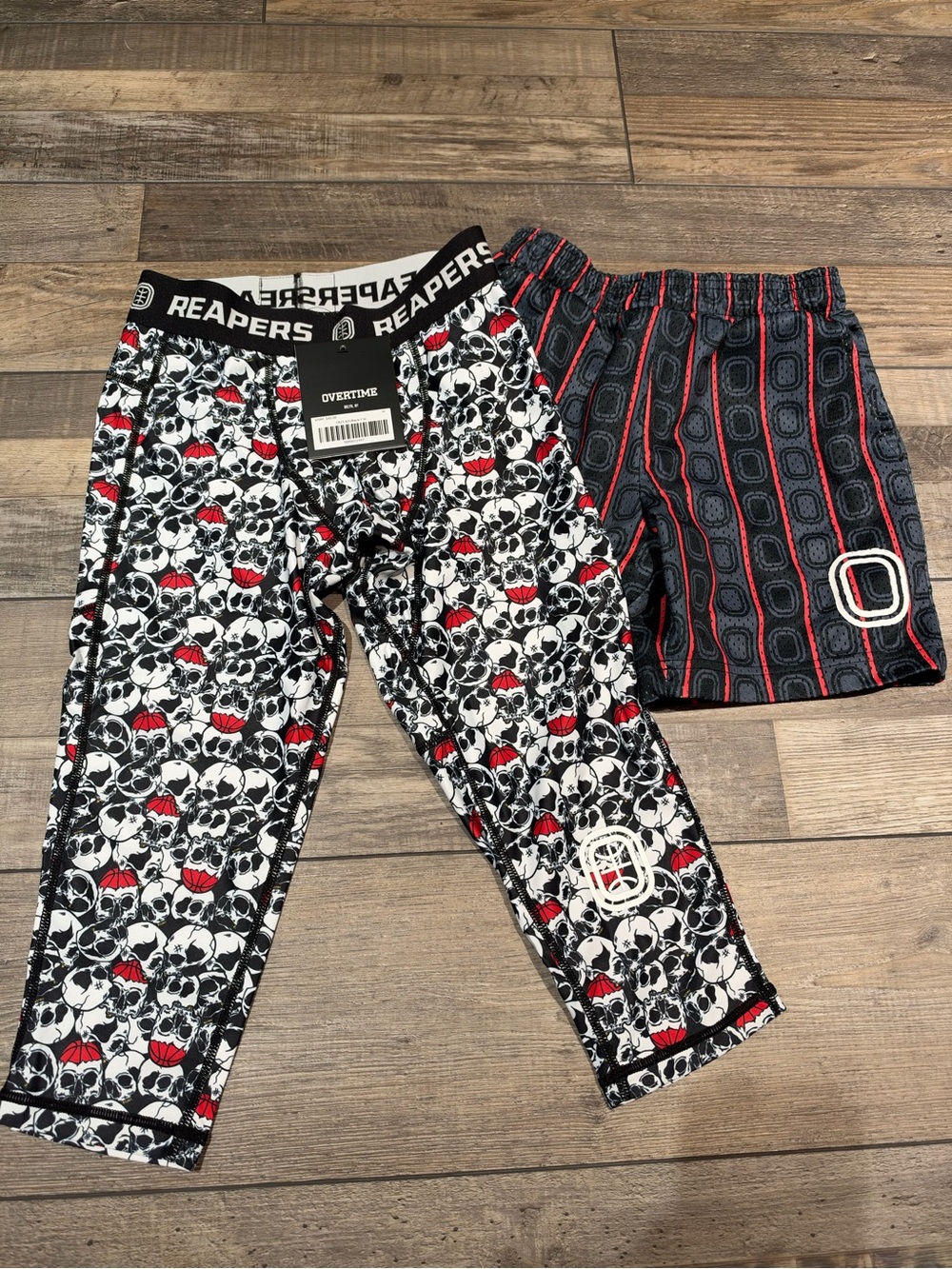 Overtime Bundle Size Medium NWT/Like New